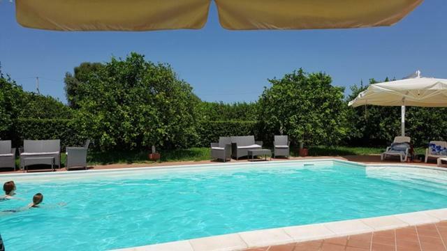 Limoneto Estadia no rancho *